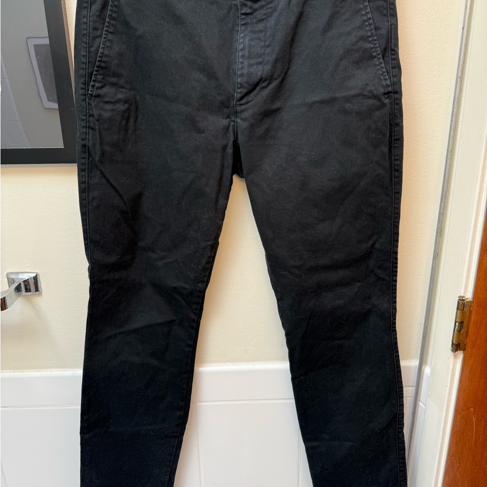 Men's GAP Essential Khaki Skinny Black Pants
